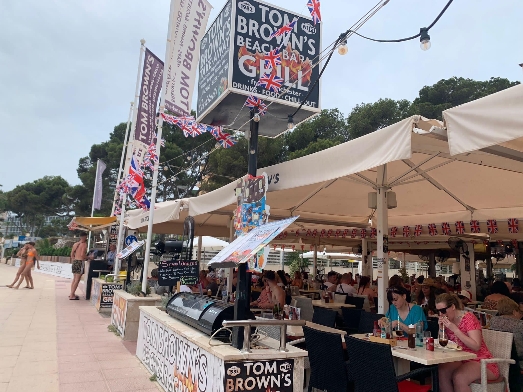 Magaluf's Top 5 Restaurants for 2023!